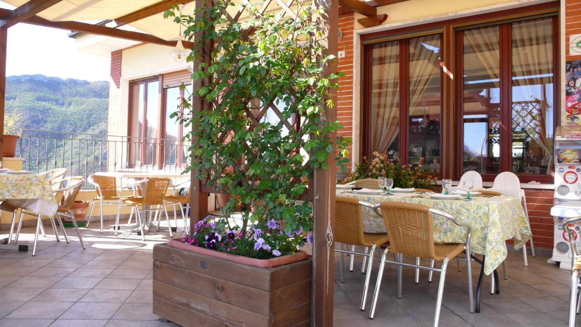 Albergo Cecchin Balestrino Bagian luar foto