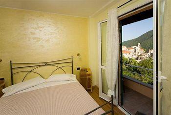 Albergo Cecchin Balestrino Bagian luar foto